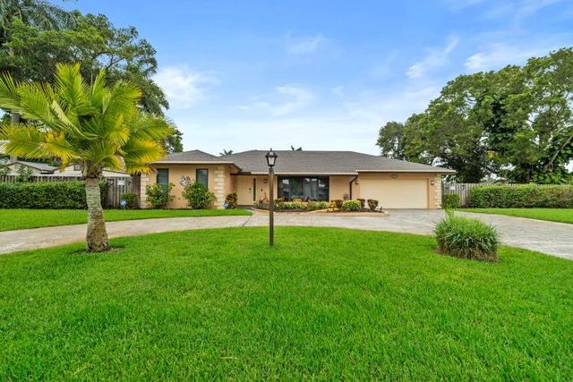 2409 SW 27th Avenue, Fort Lauderdale, FL 33312