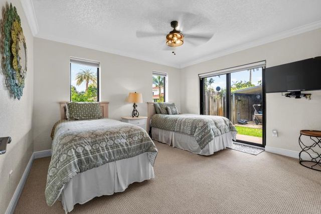 2409 SW 27th Avenue, Fort Lauderdale, FL 33312
