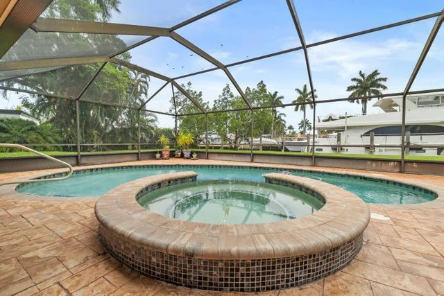 2409 SW 27th Avenue, Fort Lauderdale, FL 33312
