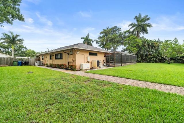 2409 SW 27th Avenue, Fort Lauderdale, FL 33312