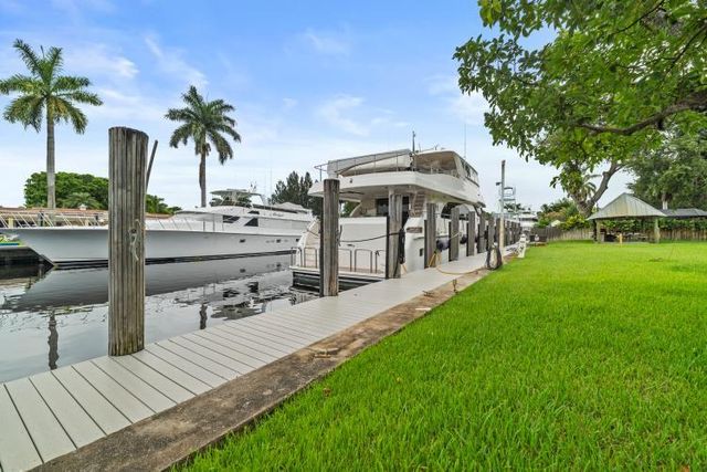 2409 SW 27th Avenue, Fort Lauderdale, FL 33312