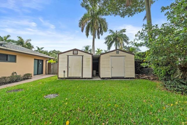 2409 SW 27th Avenue, Fort Lauderdale, FL 33312