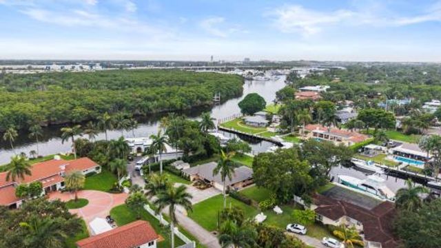 2409 SW 27th Avenue, Fort Lauderdale, FL 33312