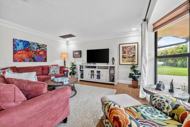 2409 SW 27th Avenue, Fort Lauderdale, FL 33312
