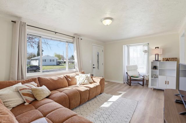 5224 N Cannon St, Spokane, WA 99205