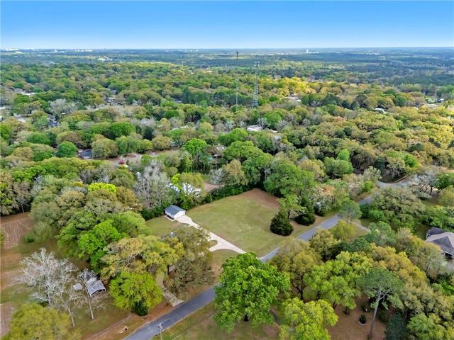 7273 Magnolia Avenue, Theodore, AL 36582