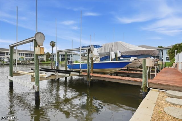4206 SE 20th PL 105, Cape Coral, FL 33904