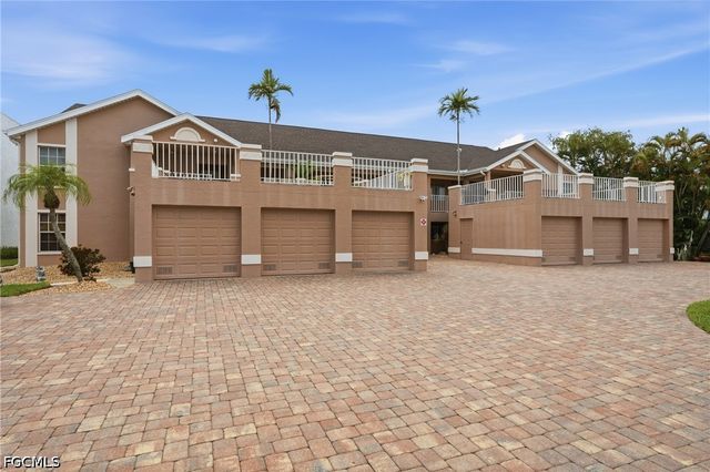 4206 SE 20th PL 105, Cape Coral, FL 33904