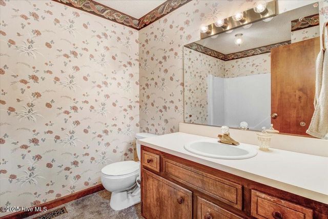 102 Trollingwood Drive, Goldsboro, NC 27534
