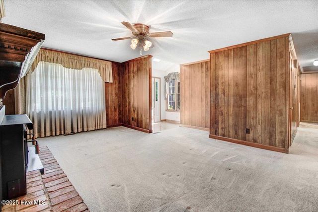 102 Trollingwood Drive, Goldsboro, NC 27534