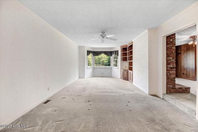 102 Trollingwood Drive, Goldsboro, NC 27534