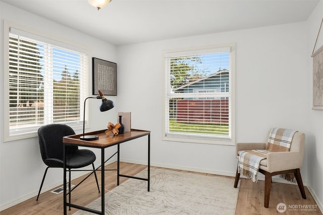 2021 204th Street SW, Lynnwood, WA 98036