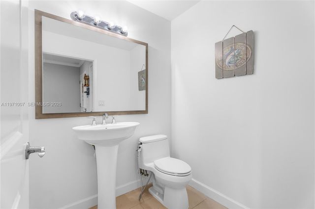 1945 S Ocean Dr 2209, Hallandale Beach, FL 33009