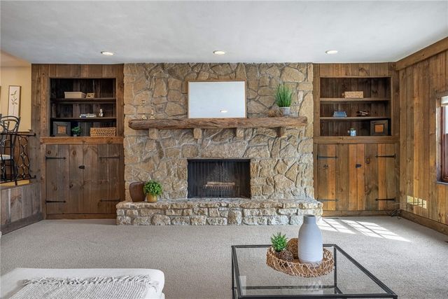 24 Greenmount Boulevard, Oakwood, OH 45419