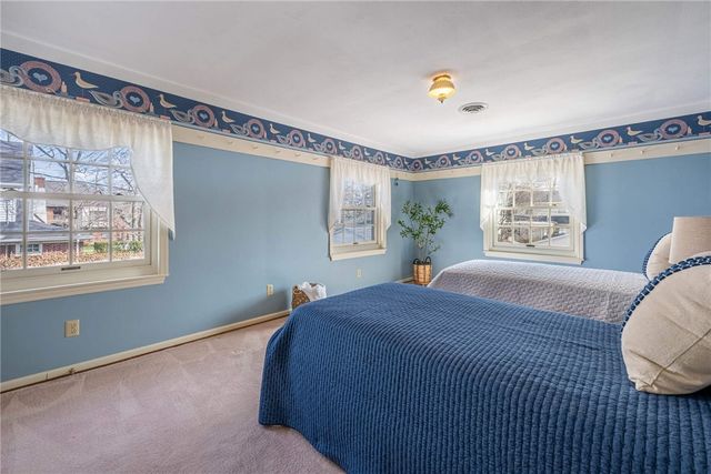 24 Greenmount Boulevard, Oakwood, OH 45419