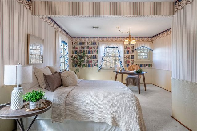 24 Greenmount Boulevard, Oakwood, OH 45419