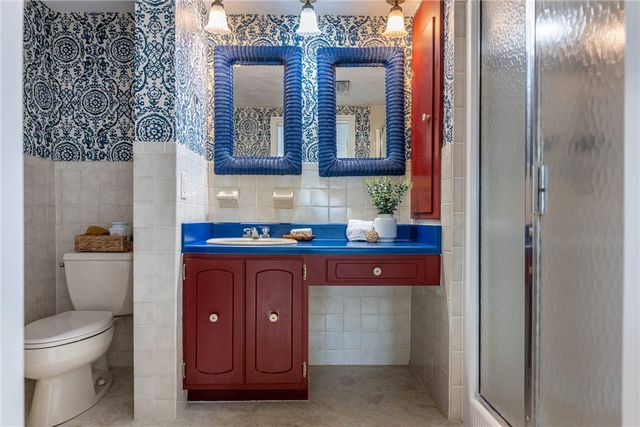 24 Greenmount Boulevard, Oakwood, OH 45419