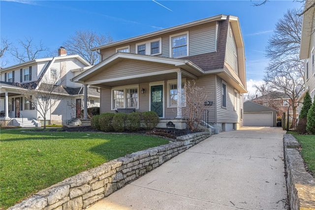 24 Greenmount Boulevard, Oakwood, OH 45419