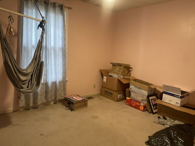 1914 Claymont Dr, Clarksville, TN 37040