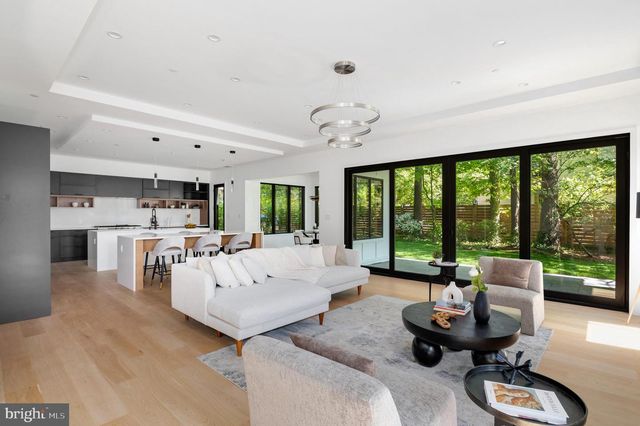 6921 GRANBY ST, Bethesda, MD 20817