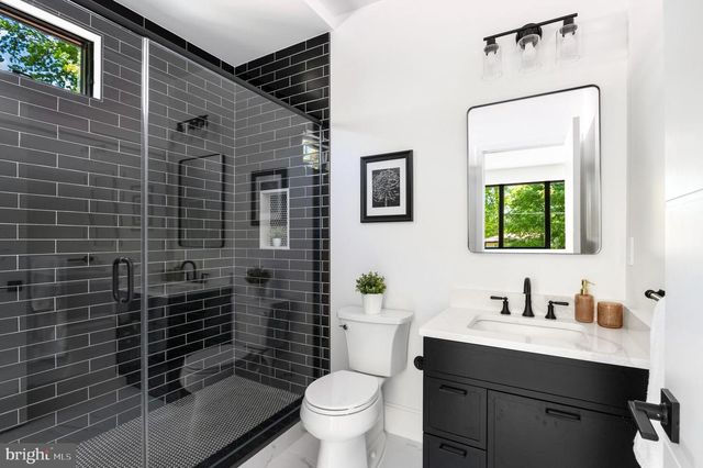 6921 GRANBY ST, Bethesda, MD 20817