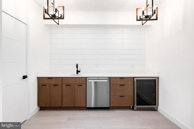 6921 GRANBY ST, Bethesda, MD 20817