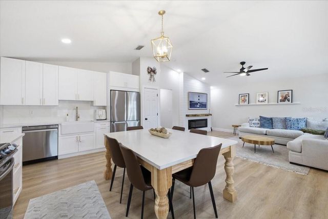 2708 6TH AVENUE E, Palmetto, FL 34221