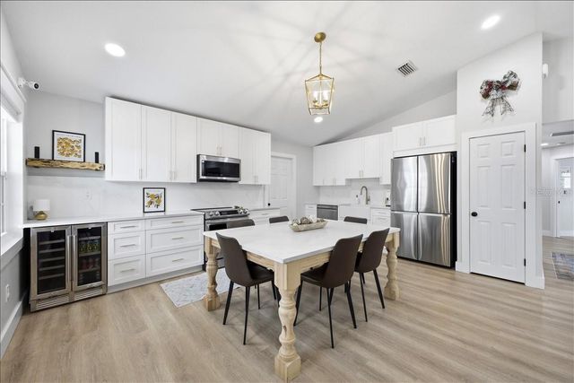 2708 6TH AVENUE E, Palmetto, FL 34221