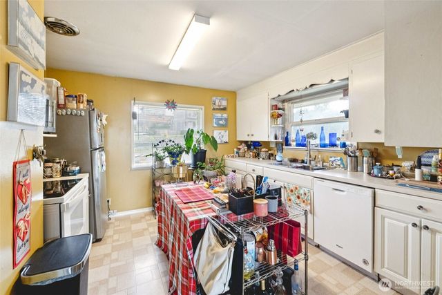 2108 Grand Avenue, Everett, WA 98201