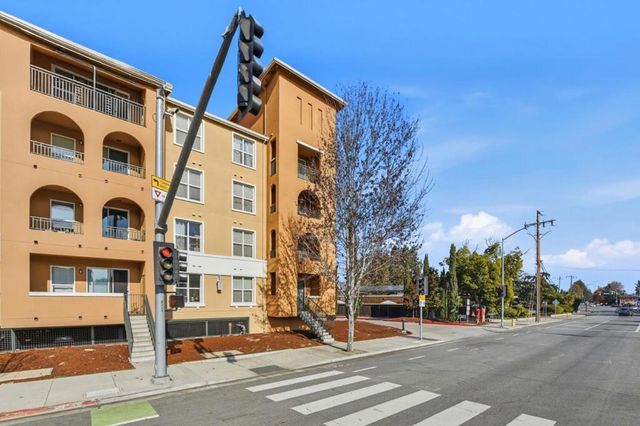1445 Fruitdale Avenue 101, San Jose, CA 95128