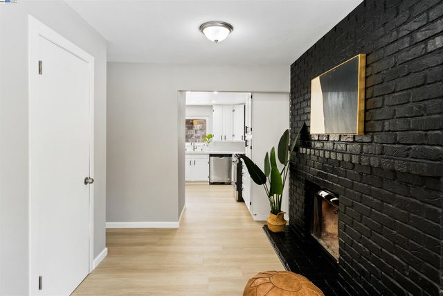 6330 TRI lane, El Sobrante, CA 94803