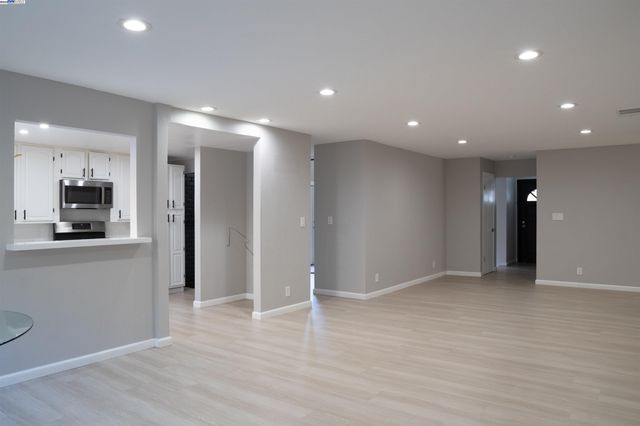 6330 TRI lane, El Sobrante, CA 94803