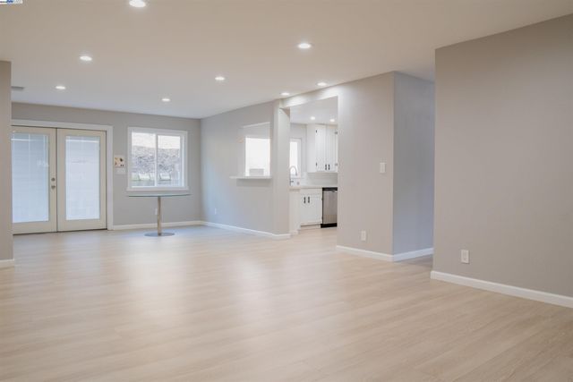 6330 TRI lane, El Sobrante, CA 94803