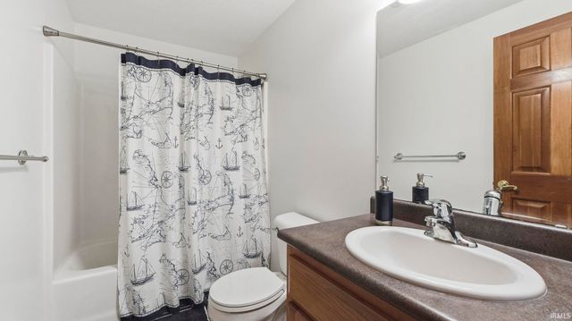 13925 Ruffner Road, Fort Wayne, IN 46814