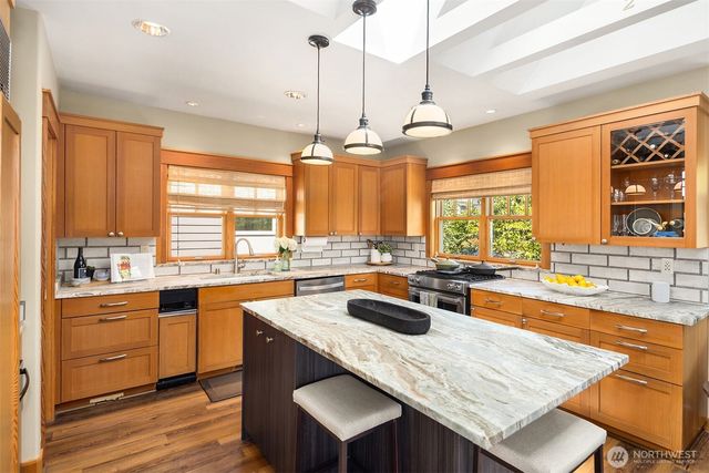 421 2nd Street W, Kirkland, WA 98033