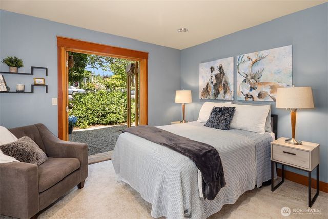 421 2nd Street W, Kirkland, WA 98033