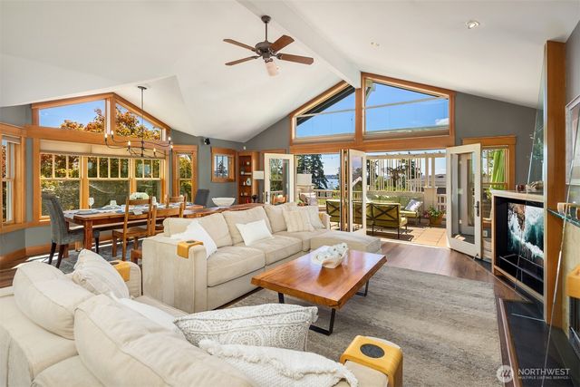 421 2nd Street W, Kirkland, WA 98033