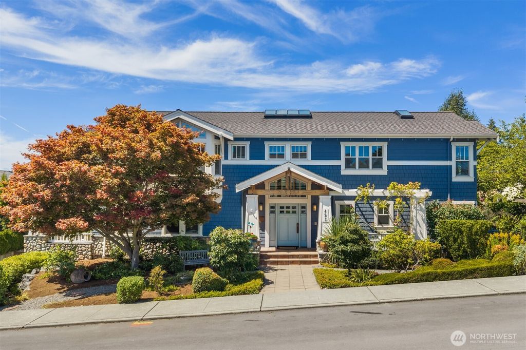 421 2nd Street W, Kirkland, WA 98033