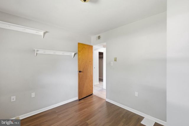 1100 N STERLING BLVD, Sterling, VA 20164