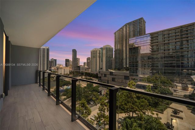 88 SW 7th St 1009, Miami, FL 33130