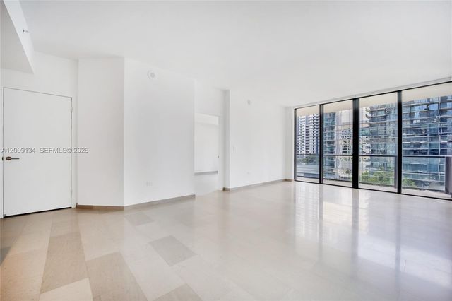 88 SW 7th St 1009, Miami, FL 33130