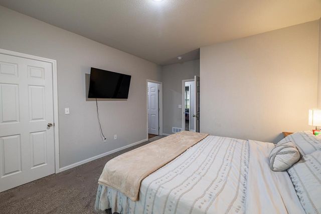 825 E Superior DRIVE, Edgerton, WI 53534