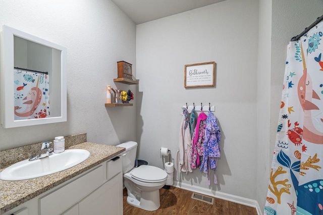 825 E Superior DRIVE, Edgerton, WI 53534