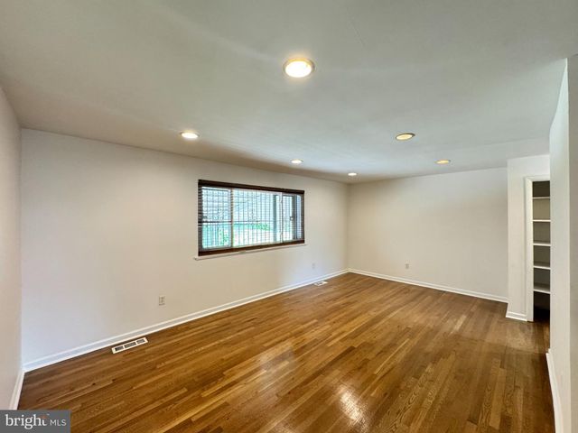 810 BOOKER PL, Capitol Heights, MD 20743