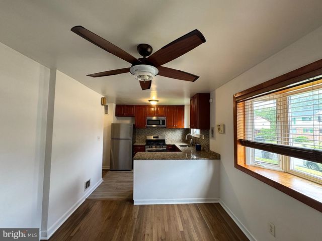 810 BOOKER PL, Capitol Heights, MD 20743