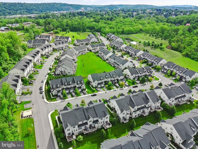 205 ELLA LN, Conshohocken, PA 19428