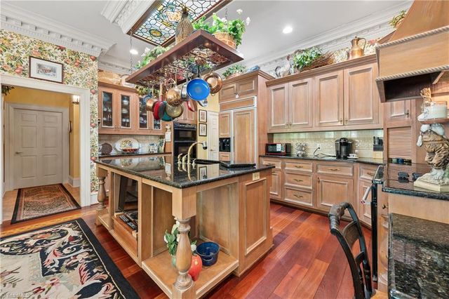 3904 Dover Park Road, Greensboro, NC 27407