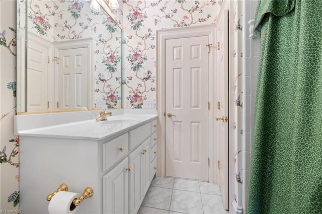 3904 Dover Park Road, Greensboro, NC 27407