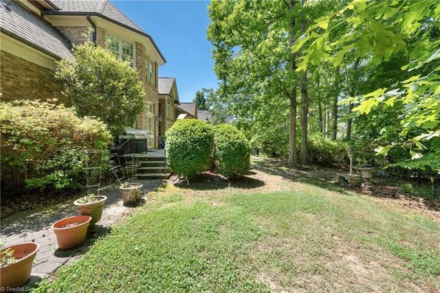 3904 Dover Park Road, Greensboro, NC 27407
