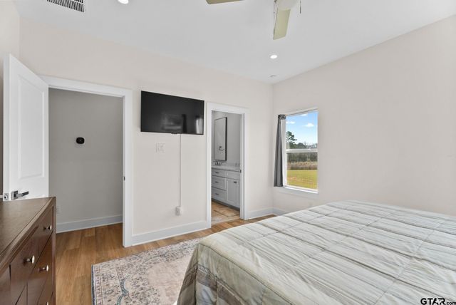 12754 Ridgeway Ct, Winona, TX 75792